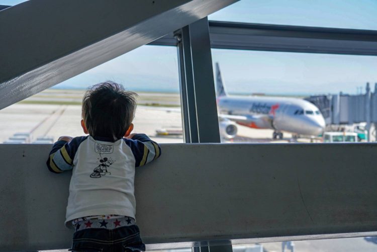 関西から香港行 ワンワールドの飛行機をお得に取るならjalマイル Avios アジアマイル Happy Traveler With Kids